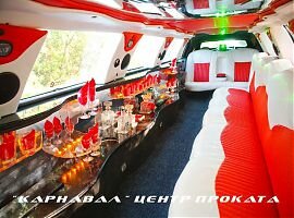 Прокат лимузинов Линкольн Таун Кар в Екатеринбурге 