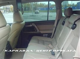 Прокат белого Тойота Ленд Круйзер 200 Екатеринбург
